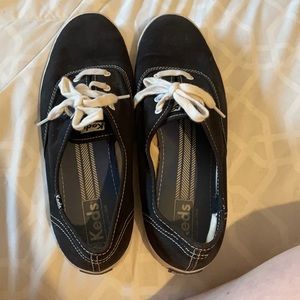 Black Keds